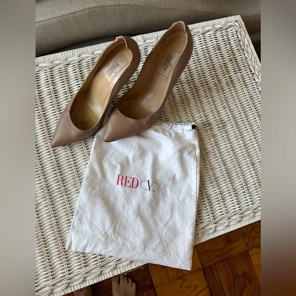 Valentino Garavani Rock stud heels - Picture 8 of 8